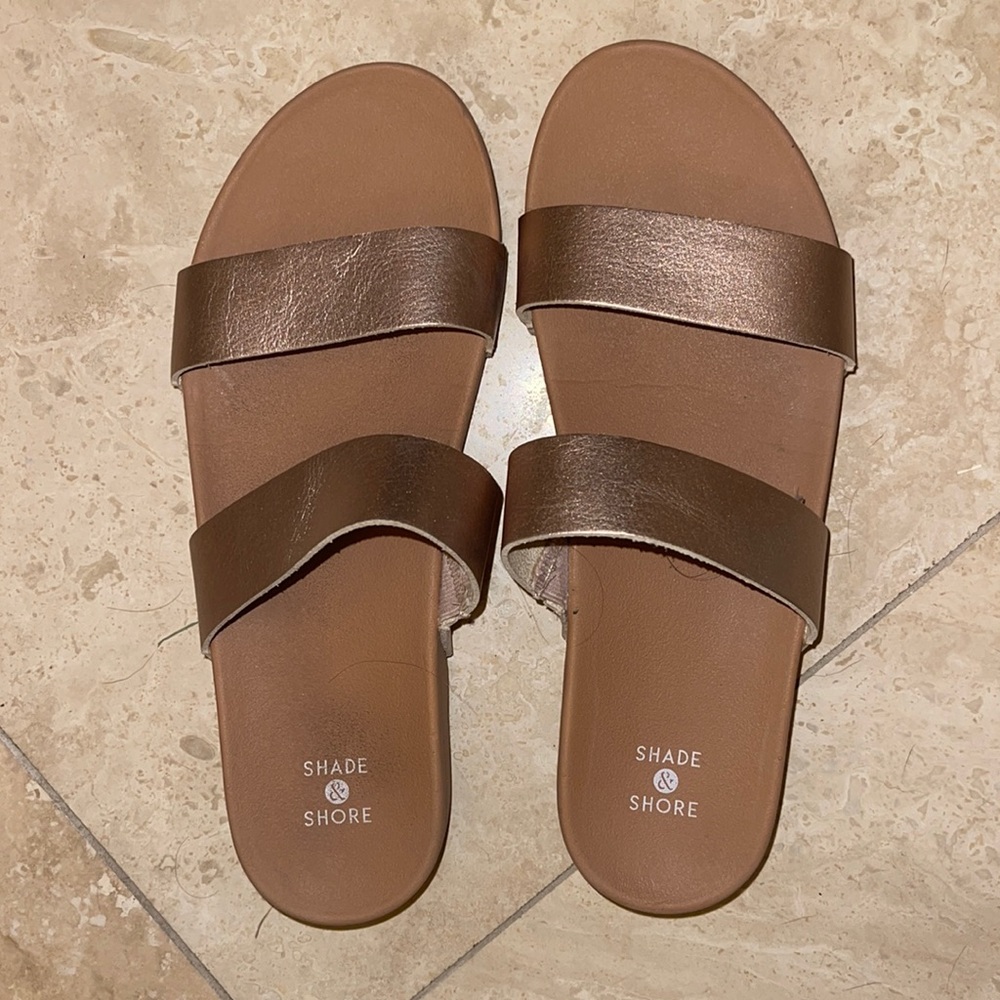 Women’s sandals